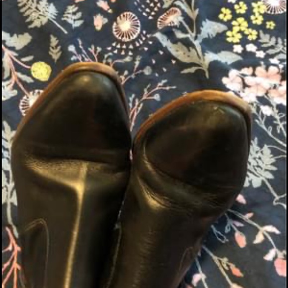 Madewell Pointed Toe Leather Booties - Picture 7 of 8